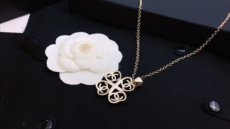 Ch**el necklaces